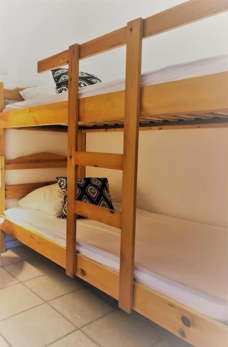 Studio Cabine Climatise 800 M De La Plage Et Des Commerces Bormes-les-Mimosas Εξωτερικό φωτογραφία