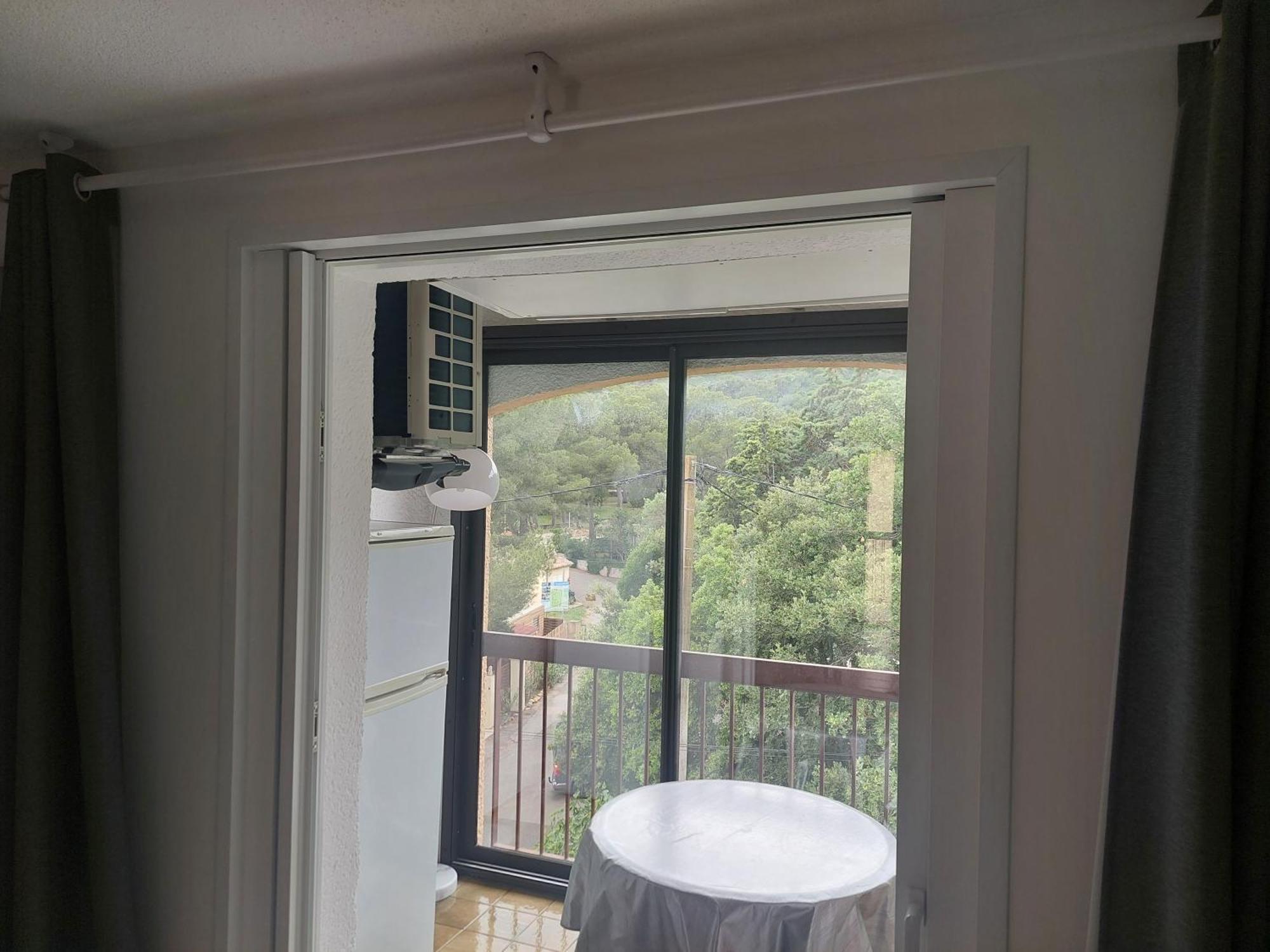 Studio Cabine Climatise 800 M De La Plage Et Des Commerces Bormes-les-Mimosas Εξωτερικό φωτογραφία